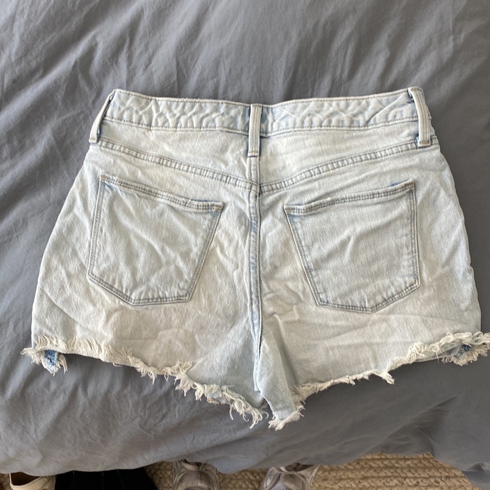 Universal Thread Shorts - Picture 3 of 3